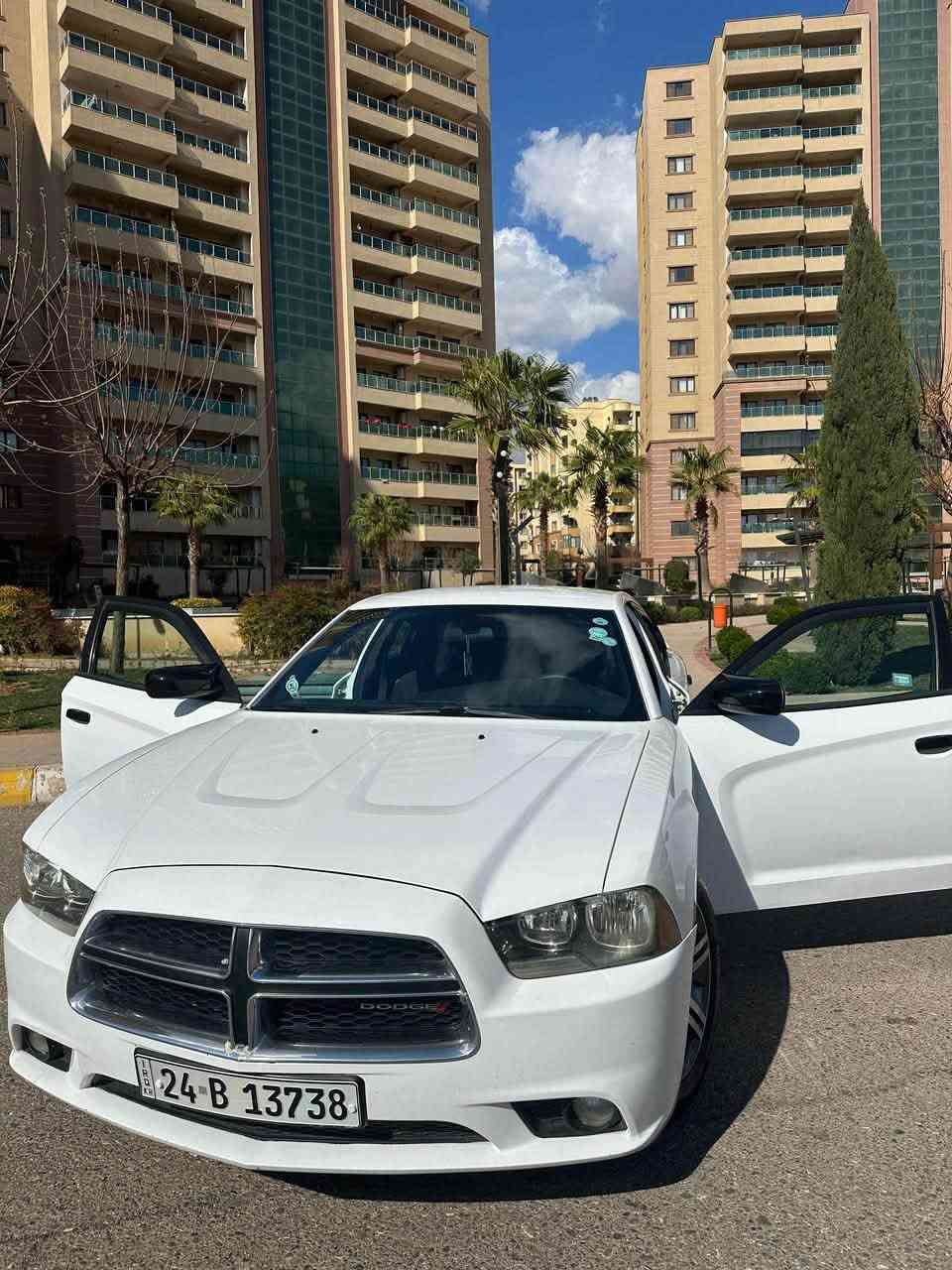DODGE🖍️🖍️   2013.
كلين بدون دعم وصبغ بس بيها مكان او مكانين صغار تعديل بارد     السياره جاهزه من الدعاميه للدعاميه  كير مكينه حداديه كوله بشرط  

السعر. (157)
للستفسار. ..*********** ….***********

السياره مكانها..دهوك..
