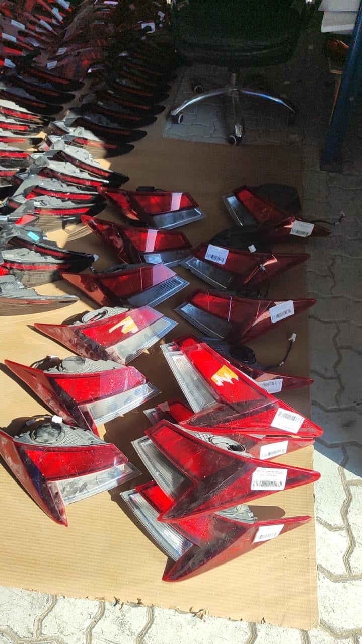 سوق بغداد مقابل وزاره التعليم العالي
علي المالكي لتجاره قطع غيار السيارات
الكوري والخليجي والامريكي 
ما هي ماركات وموديلات السيارات التي تناسبها هذه الأضوية؟: 
من مديل 2010 الى مديل 2026 الكوري والخليجي والامريكي 
هل هناك ضمان على هذه الأضوية؟: 
نعم ضمان العمل 
ما هو موقعك في العراق للتسليم أو الشحن؟: 
بغداد 
هل تتوفر خيارات التركيب؟: 
نعم فقط يوم الجمعه الشد مجاني 
هل يوجد خصم للطلبات الكبيرة؟: 
نعم يوجد 30‎%‎تخفيظات للقوائم الكبيره واصحاب المعارض والسمكريهزوالصباغين واصحاب التكسي 