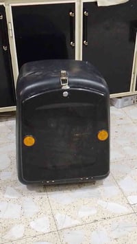 صندوك نضيف للبيع سعره 30 قفلل مكاني عبيدي 07740177120