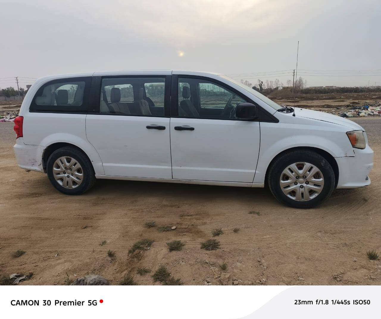 السلام عليكم دوج كرفان موديل 2019 رقم 
✨ السياره استعمال شخصي فقط 
مامشتغله على خط نهائيآ 
◾◾ اي استفسار او سؤال اني متواجد على هذا الرقم  واتساب فقط مراسلة  ◾◾ 
(***********)
