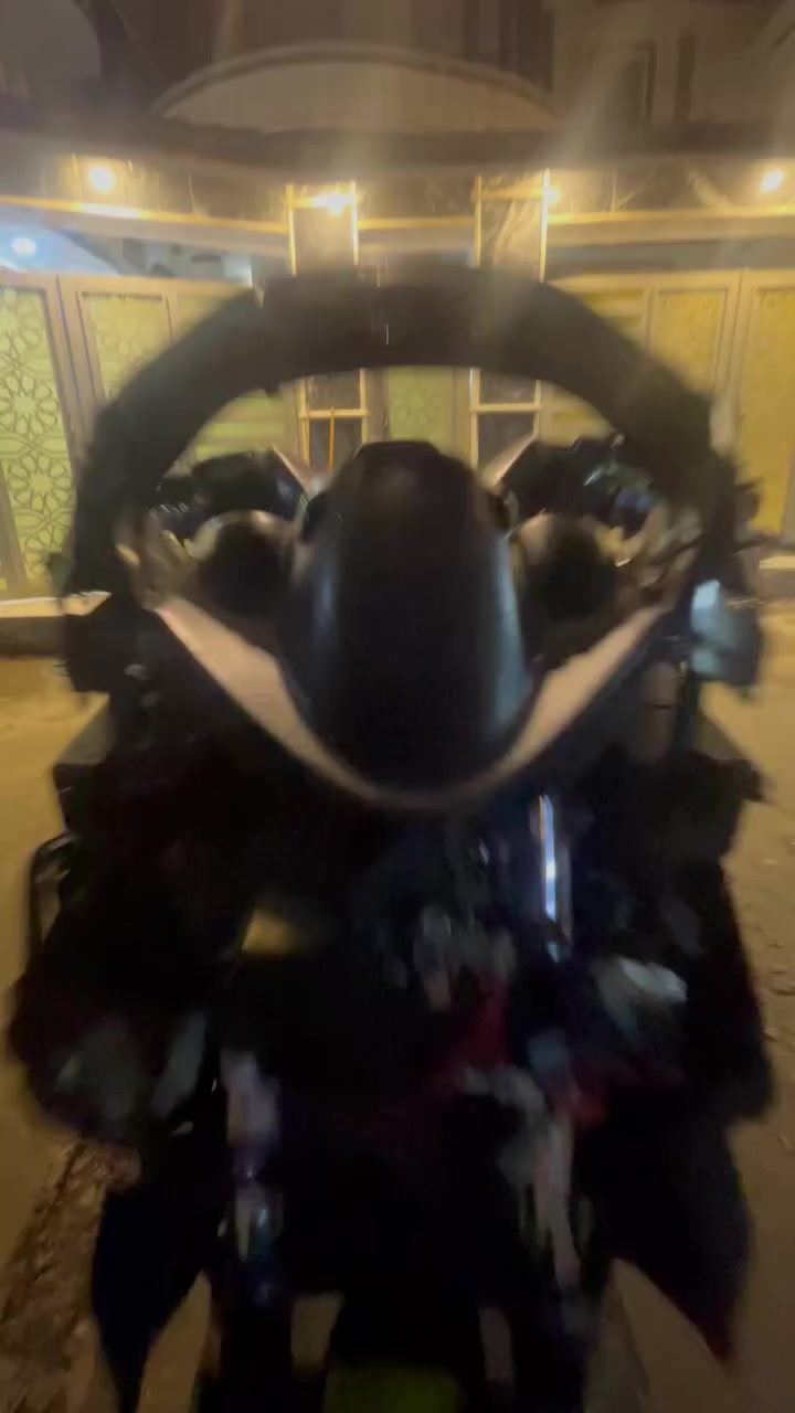 سلام عليكم تي ماكس 2011البيع
بيه كلاجات مالوسي +
صلنصه رياضي +
يدات رياضي او عنابير 
رياضيه  /مكن بغداد الدوره ***********
