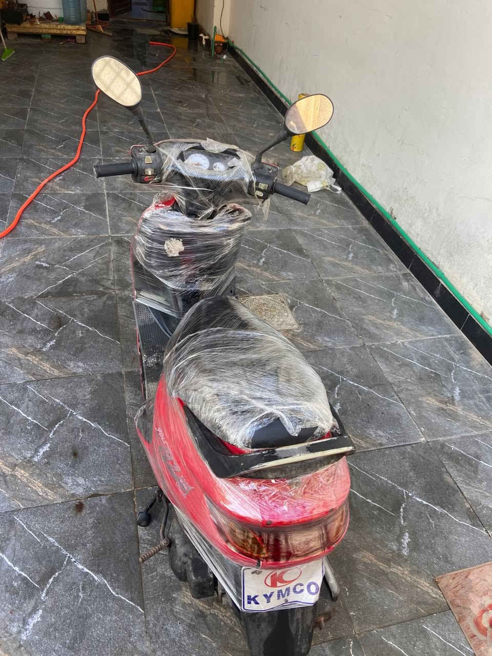 دراجة فراشة نضيفه للبيع
دراجة جاهزة توه مبدل كابريته زوج تاير جديد اخذتها قبل شهر ردت اشتغل بيها وحصلت شغل وما محتاجها 
السعر500.000 وبيها مجال بسيط

***********
