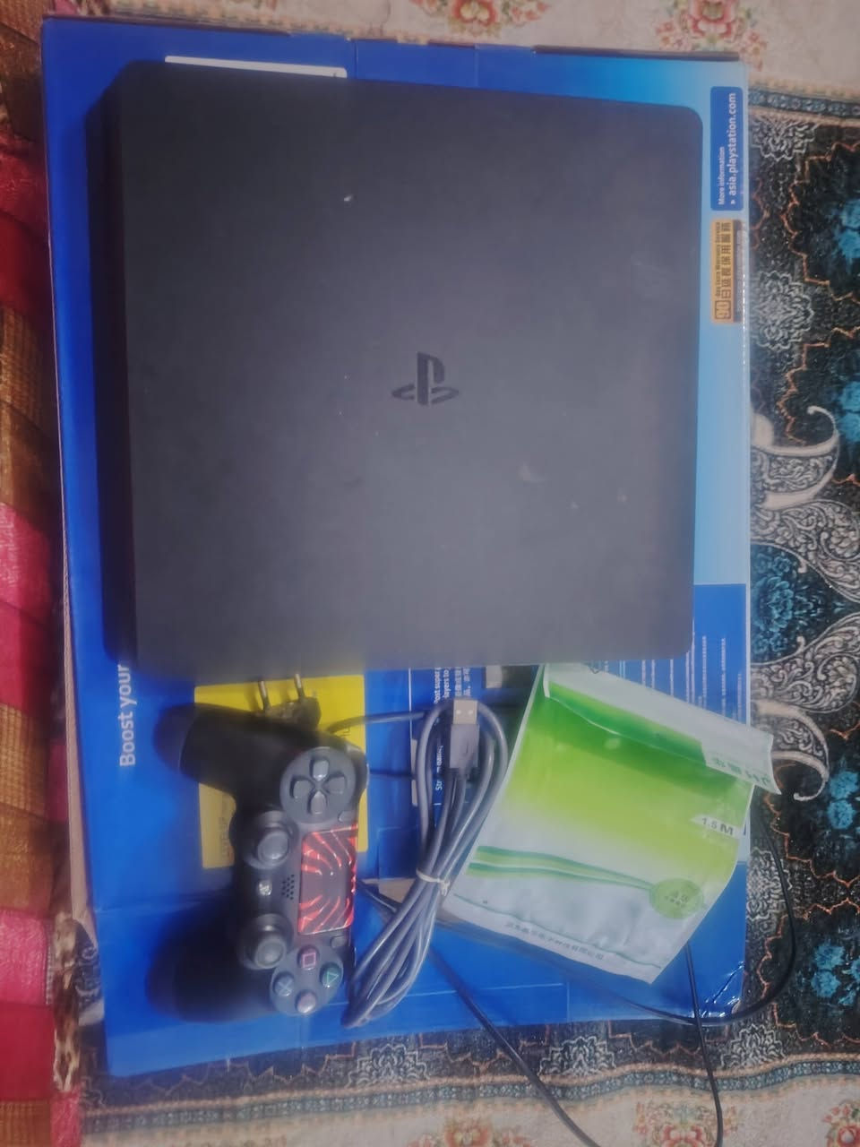 السلام عليكم من رخصة الادمن
بلي فور سلم مهكر كامل هوه وغراضه ويا جوستك واحد الاصلي وبي 5 او 6 لعبات هاي نضافته بصوره عارضه ب 230 قفل مكاني بغداد الشعله
رقمي ***********
