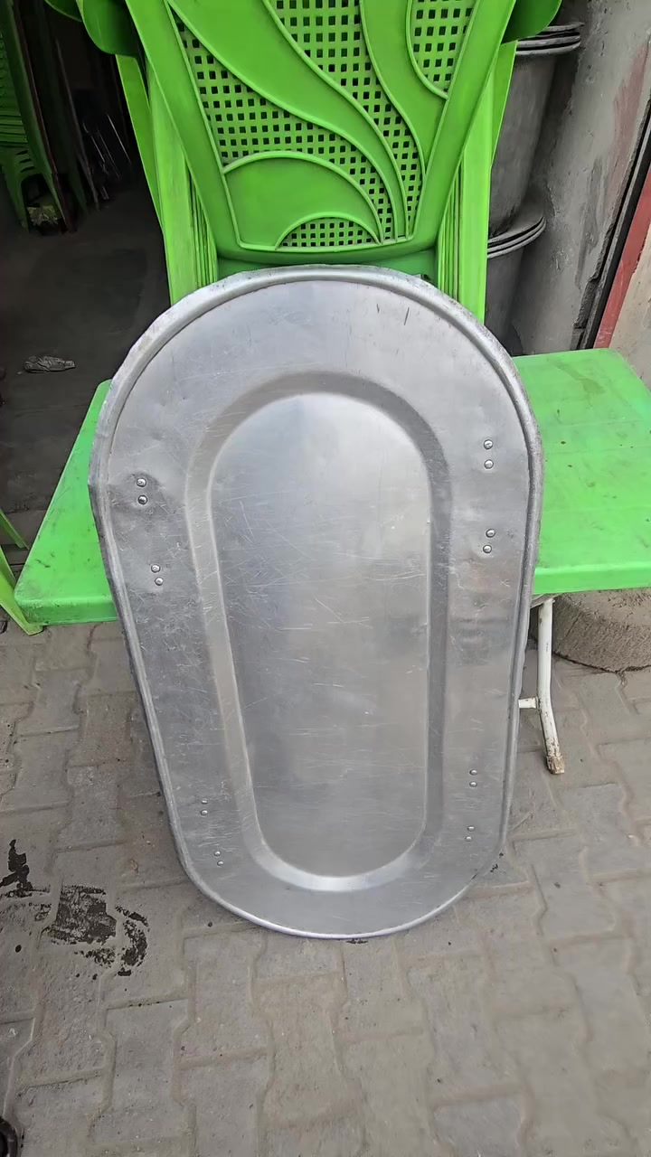 السلام عليكم  هذا لفديو توضيحي لان اهوايه طلبو صورهن  السعر والوحد   ١٥ الف  قفل  
مدينه الصدر قطاع ٧٦  ***********
