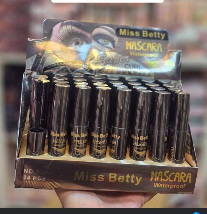 ✨ أنوثة أسماء ✨

كل ما تحتاجه البنات من مكياج وإكسسوارات بلمسة أنوثة وجمال 💄🌸
منتجات مختارة بعناية وأسعار مناسبة للجميع.

متوفر:
💄 مكياج
👁️  وكحل
🌸 إكسسوارات شعر
🤍 حنة وأشياء تجميل

📩 للحجز أو الاستفسار راسلينا خاص
🚗 متوفر توصيل داخل بغداد فقط


**إذا كنت صاحب هذا الإعلان وتريد حذفه لأي سبب، رجاءا أرسل رسالة إلى الدعم الفني**