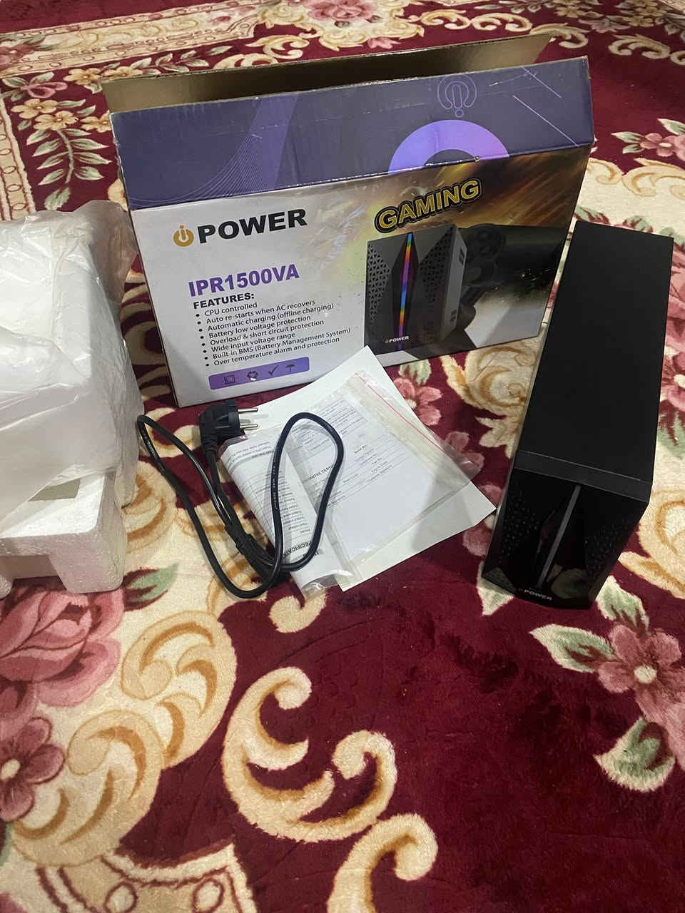 السلام عليكم 🌹
UPS للبيع 
1500 W Offline 
استخدام كلش قليل امانة الله سبب البيع اريد اجيب عاكسه

مخصص للگيمنگ والشغل القوي 
يفيد اكثر شي جماعة الكونسل . اني عندي للبي سي بقه مشغلها ربع ساعه او اكثر عن استخدام شخصي 
اذا كونسل عندك يبقه مشغلك البلي والشاشه ربع ساعه تقريباً او اكثر 
بي الوان RGB حلوه بنمط الـ fade يعني تتغير مستمر الالوان كلها 
وهاي بعد مواصفاته بالكارتون مالته بالصور
غراضة كلها كامله واليوبي اس يشهد عليه الله جديد كلش واستخدامه قليل كلش ايضاً
السعر ٨٥ الف وبي مجال 🌹
للتواصل والاتفاق خاص . مكاني بابل


**إذا كنت صاحب هذا الإعلان وتريد حذفه لأي سبب، رجاءا أرسل رسالة إلى الدعم الفني**