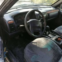 جيب شيروكي • ٢٠٠٠ • ديالى مراوس