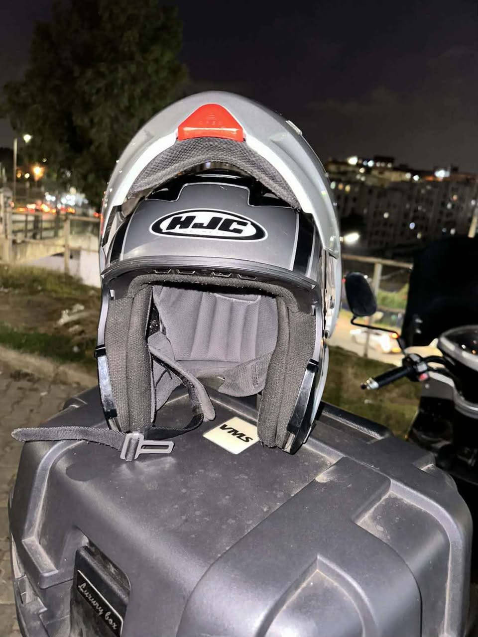 Casque moto HJC
Taille L الجزائر, سيدي امحمد


**إذا كنت صاحب هذا الإعلان وتريد حذفه لأي سبب، رجاءا أرسل رسالة إلى الدعم الفني**