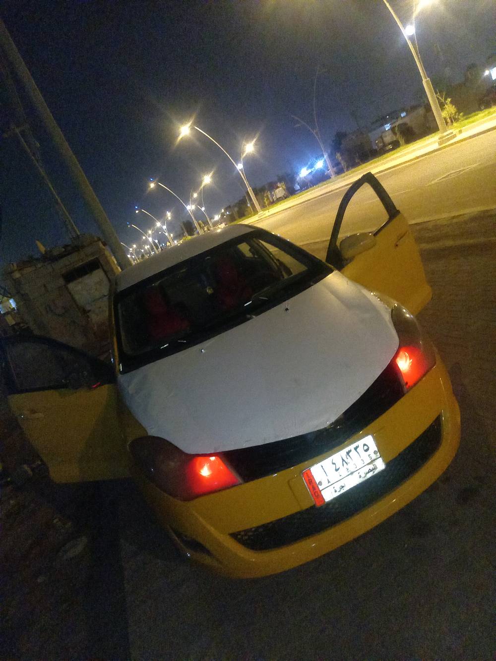 شيري فلاوين موديل 2013 كير مكينة حداديه خير من الله مكينته بلاديه راعي السيارة بأربع شوارع كهربائيات كله شقاله تبريد عوزه بس غاز شاشة تاب سعر ١٨ حيانيه شارع القائد 