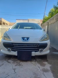 بيجو ٣٠٧ • ٢٠٠٦ • سوبر ٨٥