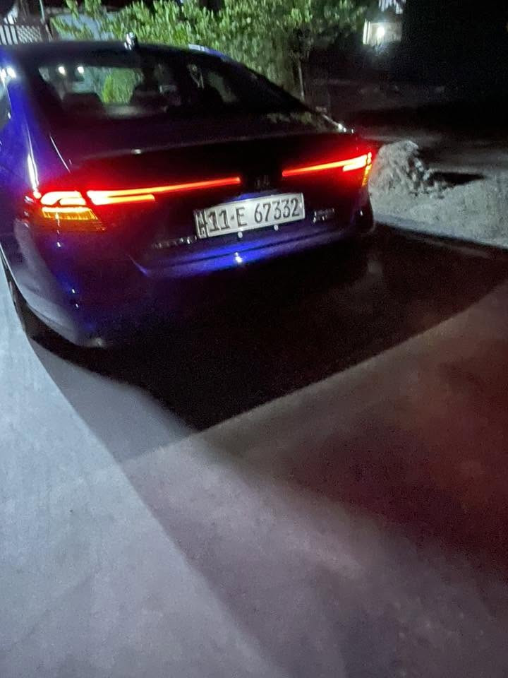 Honda  ACCORD ‎ SPORT 2025
📍السيارة موجوده في  بغداد 

هوندا اكورد سبورت هايبرد 2025 

اللون :ارزق    

الموديل : 2025 

المسافة المقطوعه mi 15

المحرك 2000cc هايبرد 

=======‎ 👇🏻👇🏻الاضافات فل كامل ======       

‎• فتحه سقف كرستال 3 حركات

‎• بطارية ليثيوم

شاشه كبيره نفكيشن 

‎• كاميرا خلفية   

‎•كراسي مخملً  

‎• رادار امامي

‎• مانع تصادم

‎• محدد مسرب

‎• تصحيح مسار

‎• كاميرا امامية

‎• مثبت سرعة

‎• مانع انزلاق

‎• استيرنق متحرك

‎• تحكم طارة

‎• بصمة تشغيل

‎• بصمة أبواب

‎• دخول ذكي

‎• إنارة ترحيبية

‎• مري كهرباء

‎• غمازات عالمري

‎• حساسات تجاوز BSM

‎• نقطة عمياء 

‎• حساسات تجاوز عدد 2

‎• شاحن وايرلس 

‎• شاشة اعطال

‎• هندبريك كهرباء

‎• عداد ديجيتال

‎•ويل قساس 19

‎• اضوية امامية LED

‎• اضوية خلفية LED

‎• حساسات اضاءة

‎• إنارة امامية تلقائية Auto

‎• إضاءة امامية فل زنون LED 

حساسات خلفيه 

‎• حساسات دخول الإنفاق

‎• حساسات ضغط هواء الإطارات

‎• اضاءة فل زنون LED

‎• نظام صوتي مميز 

‎• أوامر صوتية

‎• نظام GPS + خرائط

‎• 3 أنظمة قيادة (,,)

بلوتوث

‎• مدخل USB + AUX 

🚗🚗 حادث السيارة كما موضح في

الهاتف  ***********

بي واتساب
