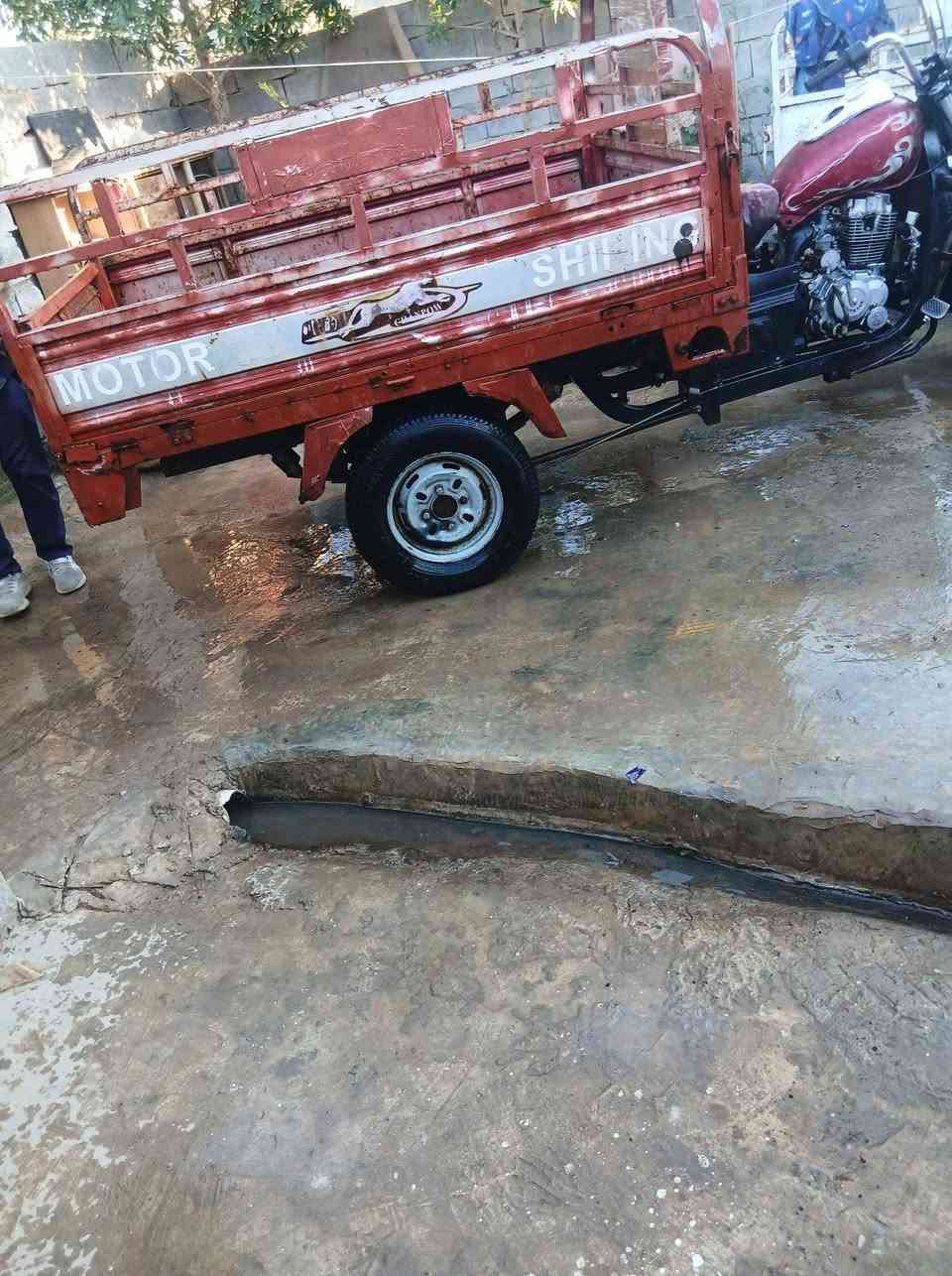 سلامو عليكم ورحمة الله وبركاته ستوته ام طير مديل ١٨ محرك ممفتوح ستوته خير من الله محرك جديد ستوته صوليه ومسجله بل مرور عدي كتاب فقدان بل وراق مالتها سعرها ٧٥٠ وبيها مجال مكان  بعقوبه لمفرك غير متواجد عل انت شراي يتصل وبل خدمه ***********
