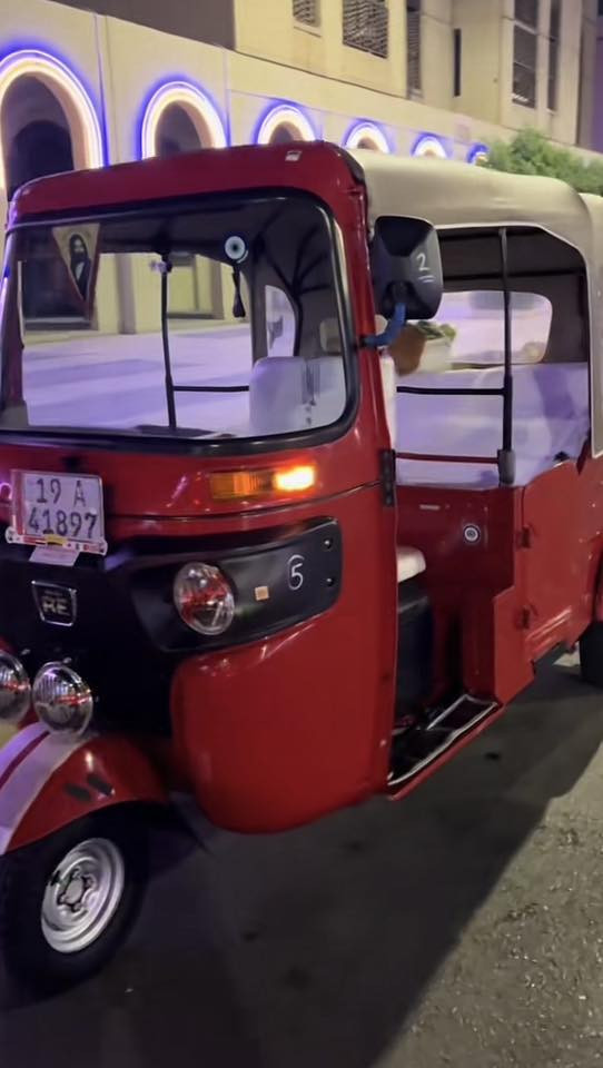 السلام عليكم تكتك للبيع مرقم مكفوله موديل 2023اتصل ***********
