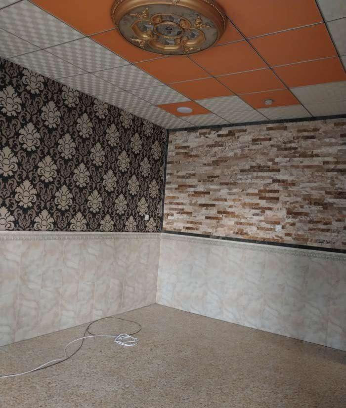 السلام عليكم يتوفر بيت للايجار في القبله حي القائم جسر المعارض 200 متر استقبال صاله مطبخ صحيات سعر 600 قفل الاستفسار واتساب***********
