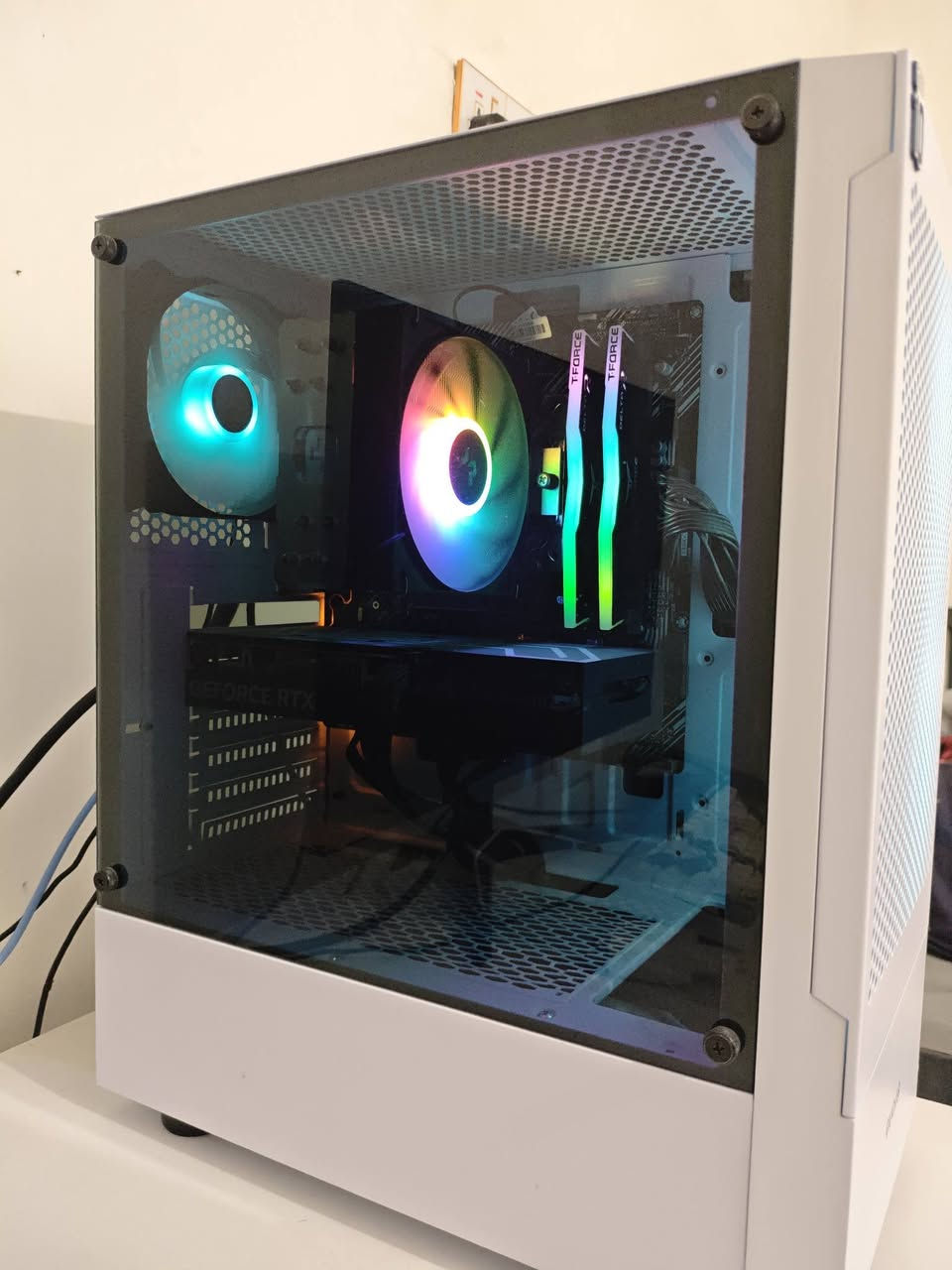 السلام عليك تجميعه مراوس بي PS5 فقط مراوس بل الكيس فقط وتزيد الفرق الرقم ***********
