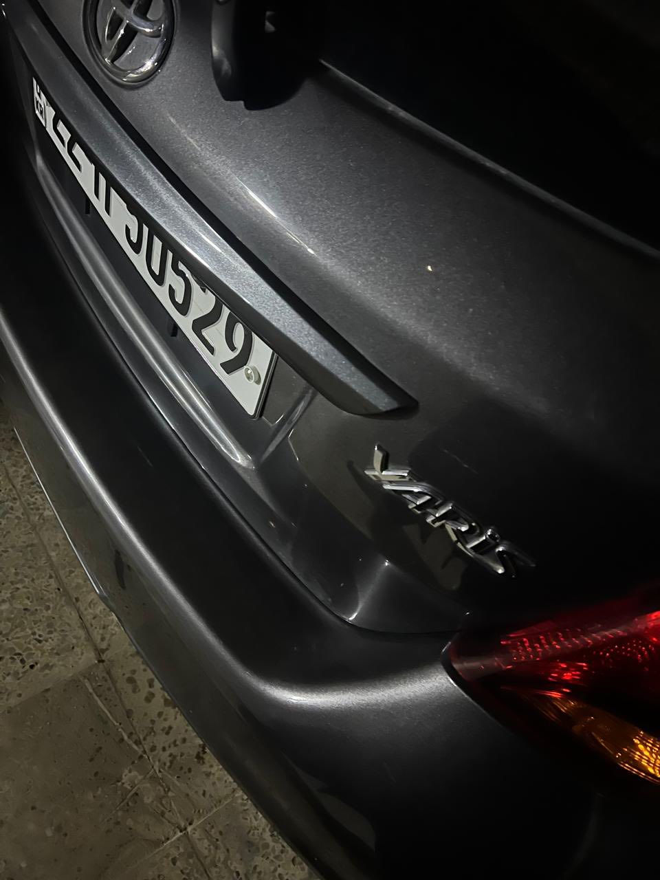 السلام عليكم يارس 2017 امريكي
سياره نظيفه لا جوليح ولا بداية جوليح وسوالف المعارض تحكم ستيرن قفل مركزي محرك وكير لوك شرط بانزين عادي تبريد فول السيارة ماشية 64 قابل لزيادة سياره مال بيت  بيها بارد قليل ونص جاملغ امامي صبغ فقط على ايدنا
 السعر 118 وبي مجال بسيط
مكاني الموصل الاتصال ***********
