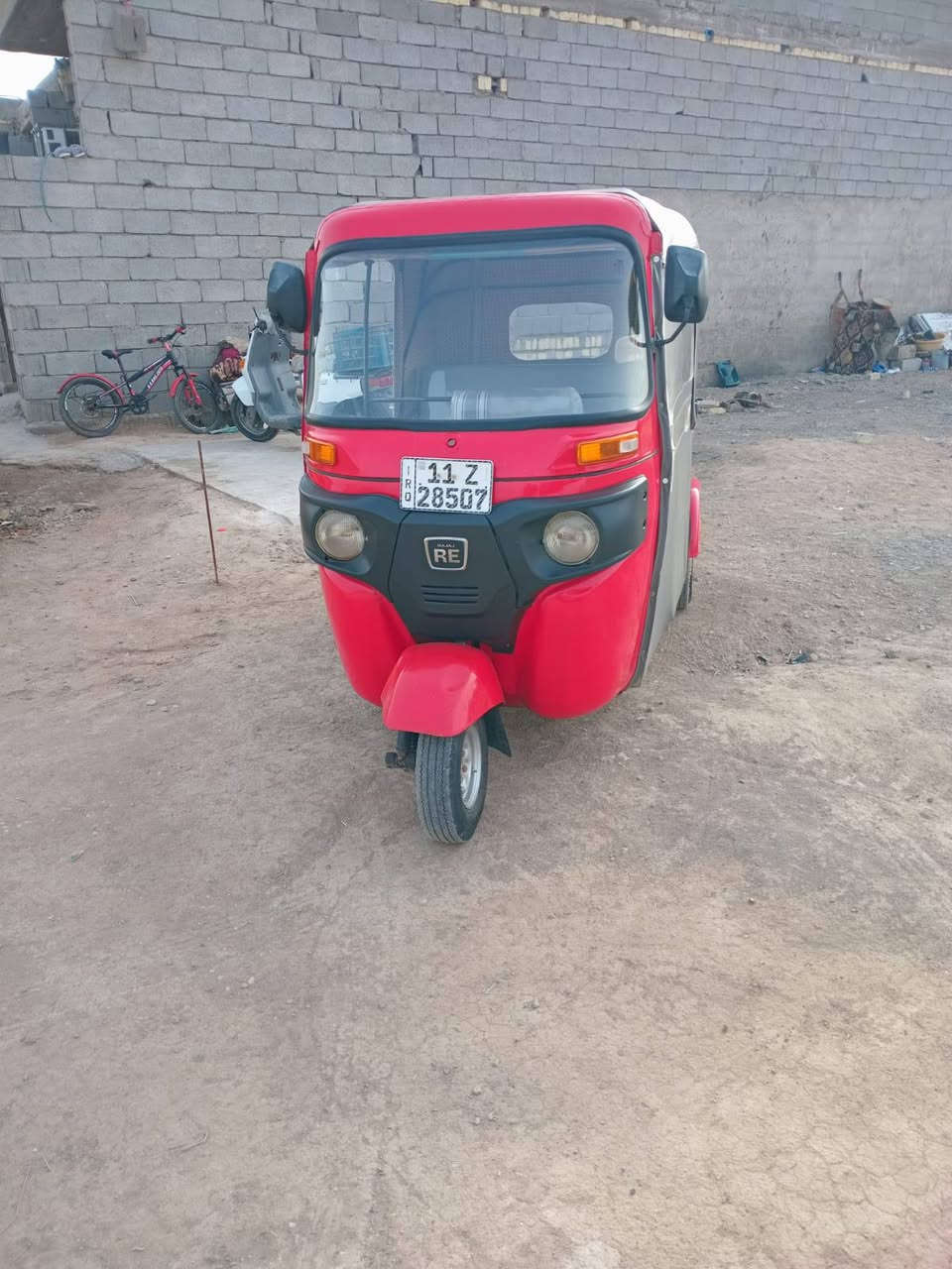 سلام عليكم تكتك البيع مديل 18 رقم وسنويه مصبوغه عام ومعمره الدوسات***********
