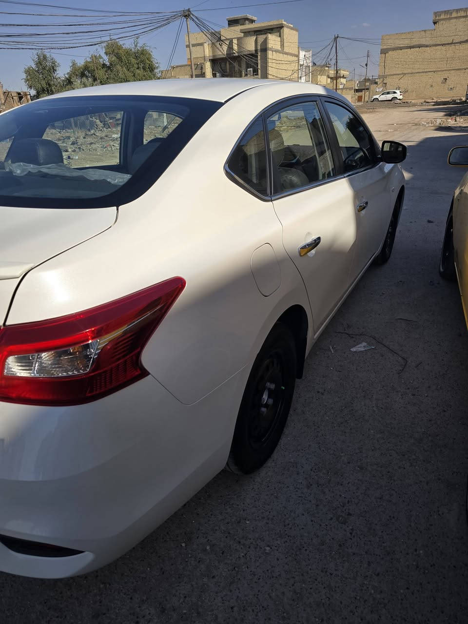 للبيع مديل ٢٤ ماشيه١٦ مكفوله رقم بغداد بسمي مدوشمه عام السعر١٢٨     *********** مكاني البلديات
