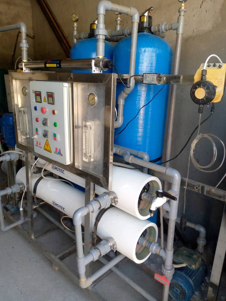 سلام عليكم
محطة اثنين متر الفين لتر بساعة
شاصي سل ستيل 
مضخات ايطاليه لوار
المحطة بدون ملحقات 
السعر / 2 مليون و400 
العنوان بغداد المعامل 
الرقم/*********** متواجد واتساب
