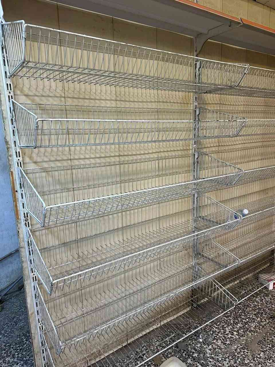 📢 عرض مميز من بغداد - الكاظمية!
تتوفر لدينا الآن تشكيلة مميزة من رفوف السفينة (منشأ صيني، درجة أولى - ثقيلة ومتينة) بالإضافة إلى سلات جبس بتصاميم عملية وعصرية.
✅ المواصفات:
 النوعية: صيني ثقيل (درجة أولى) لضمان التحمل والاستدامة.
 الاستخدام: مثالية للمحلات التجارية، المخازن، أو تنظيم المنازل.
📍 الموقع: بغداد - الكاظمية.
📞 للاستفسار عن الأسعار أو طلب الحجز، يرجى التواصل عبر الرقم (اتصال أو واتساب):
***********
سارعوا بالحجز فالكمية محدودة!

