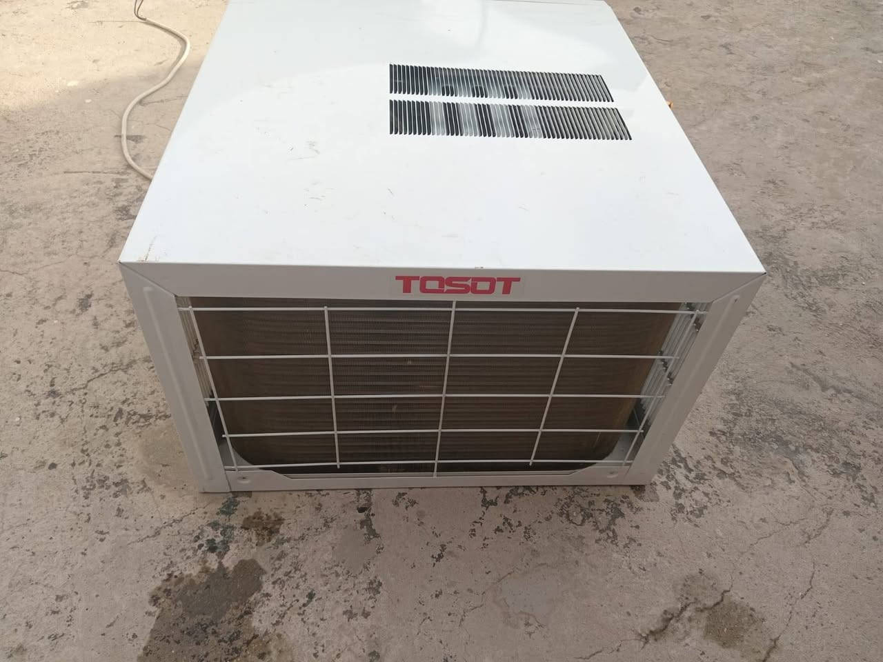 مكيف للبيع تدفئه تبريد المكيف مشتغل شهر واحد بس سعره 450


**إذا كنت صاحب هذا الإعلان وتريد حذفه لأي سبب، رجاءا أرسل رسالة إلى الدعم الفني**