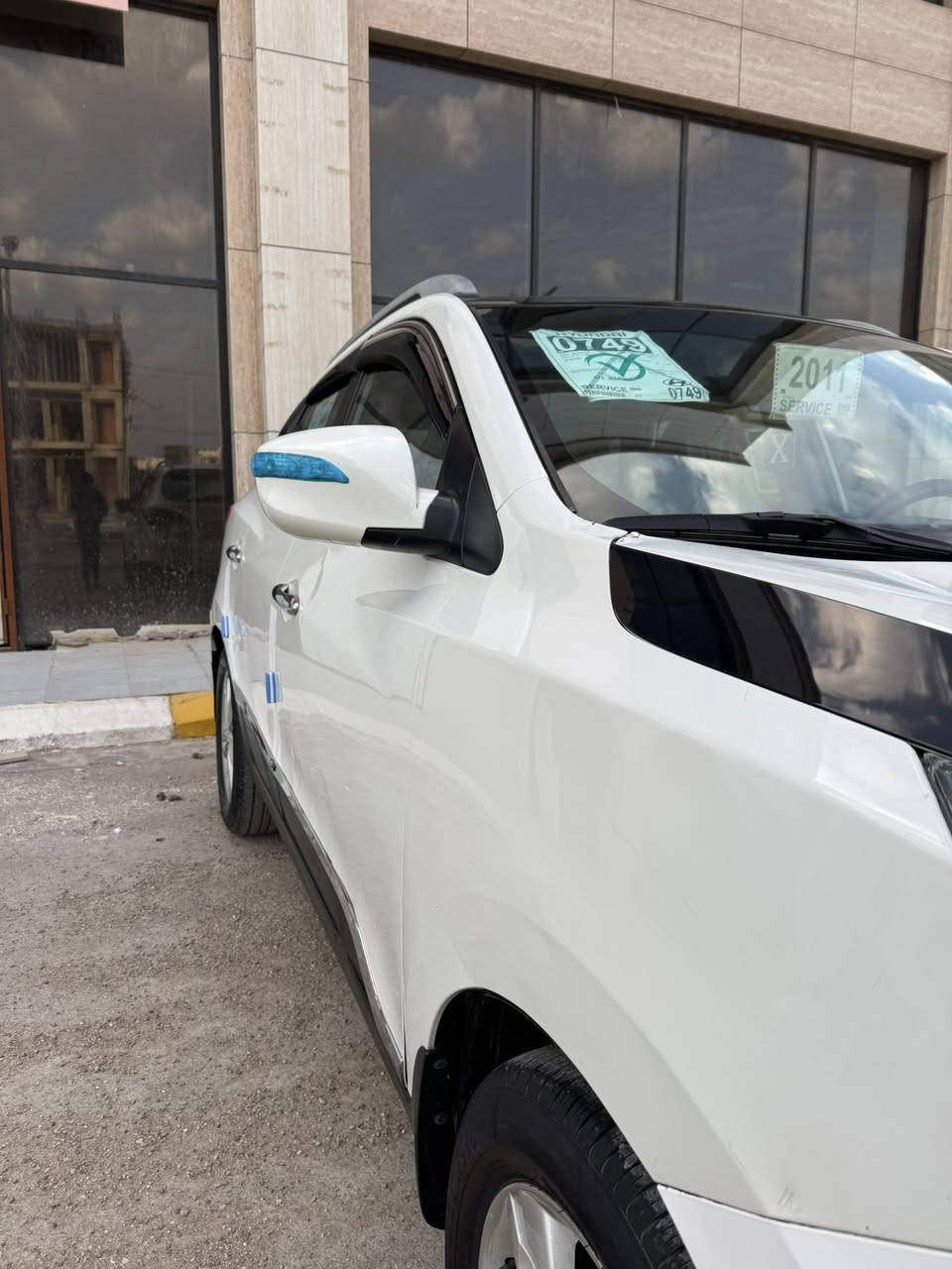 سلام عليكم توكسان 2011 خليجية مكفوله من ضربه وصبغ وتبديل وسونار مرفق بلمنشور رقم سليمانيه دولي جديد هزه وسنويه جديد 2030 سنويه وبسمنه گير مكينه مكفولات مكينه 2000دوش المرغوب لا تنقيص ولا تبخير خير من الله تدفئه تبريد شغال واثنيهن خير من الله فول موصفات سياره بانوراما اشاير بل مري تحكم استيرن كامره خلفيه بلاد 360 درجه يدات نيكل سنتر لوك ABS ويل بلادي سياره جاهزه لفضل من الله ربع ما تصرف عليها صدر امامي خلفي جديد سياره مال جناي وبلعافيه على ياخذها للبيع سعر 138 وبي مجال بسيط وماكو هيج سعر وبهل نضافه ومكفوله بس اني مستعجل على بيع بكاني ديالى بعقوبة ***********
