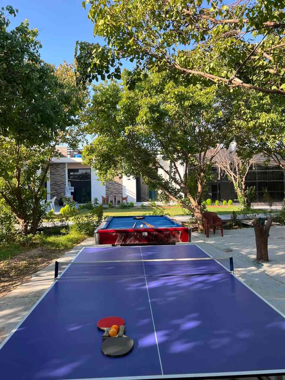🏡🌳—مزرعة الظِلال العائلية—🌳🏡
               المزرعة للاعداد القليلة 
 موثقة بتطبيق اجرلي ✔️ . 
النظافة 💯 وتبديل ماء المسبح بعد كل شفت 🏊‍♂️ 
كهرباء وانترنيت24 ساعة ⌚️ 
العاب بليارد 🎱 منضدة 🏓 ترامبولين. مراجيح.ريشة🏸
العنوان:بغداد التاجي 15 دقيقة عالكاظمية 
تابعوا حساباتنا نسوي عروض خاصة🔝
للاستفسار واتساب ‭📱***********‬
