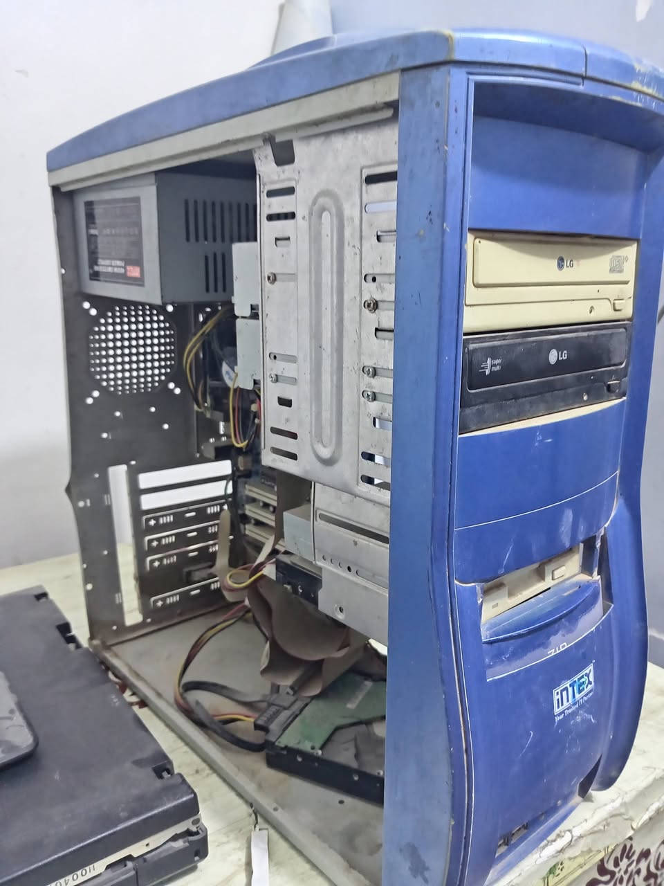 تفاصيل خاص
للتذكير اللابتوبات عاطلات


**إذا كنت صاحب هذا الإعلان وتريد حذفه لأي سبب، رجاءا أرسل رسالة إلى الدعم الفني**