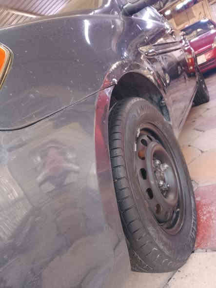 ........السلام عليكم
اكسنت مقدس البيع 
موديل 10 سياره محرك 1600
بي مكان صبغ جماليه 
كير محرك مكينه كفاله عامه 
تخم تاير شواصي مكفولات بلادي 
دوخل نظيفه سياره حلو معنا الكمله بل عافيه ياخذها 
رقم بغداد مشروع وطني بسمي سنويا تحويل ثاني يوم 
سعار 82بي مجال شي بسيط للعنوان بغداد بلديات نتصل وتدلل 
***********
