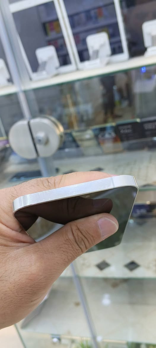 12 promax

زاکیرە 256 گێگا و پاتری 100 مۆبایله کە شاشە و پاتری و کامێرا و پشتی  گۆڕاوە و شاشەیەکی  زۆر باشی لەسەرە و بەزەمانی هەمو شتێک فەیس و هەمو گیانی بەزەمان  نرخی 290هەزار  قفڵی  بێی  مە عمەلە

شوێن/چەمچەماڵ + گەیاندن هەیە شمشمل, السليمانية


**إذا كنت صاحب هذا الإعلان وتريد حذفه لأي سبب، رجاءا أرسل رسالة إلى الدعم الفني**