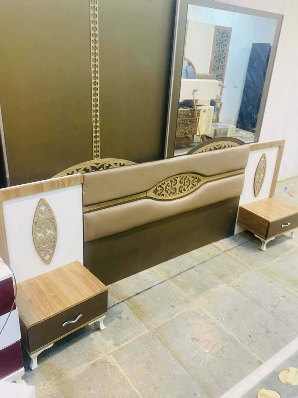 توفرت غرفه ترڪي🇹🇷  
موديل حديث  
نضام سلايت 
 5قطع
نضافه 90💯
السعر /، ، 375
مع شد ونقل 🚚 داخل بغداد مجانآ
 باقي المحافظات بسعر مناسب


**إذا كنت صاحب هذا الإعلان وتريد حذفه لأي سبب، رجاءا أرسل رسالة إلى الدعم الفني**
