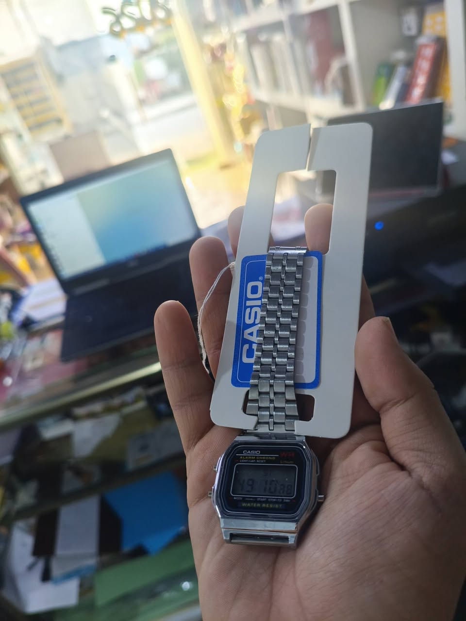 ساعات مكتبة المعلم 
#مكتبةالمعلم


**إذا كنت صاحب هذا الإعلان وتريد حذفه لأي سبب، رجاءا أرسل رسالة إلى الدعم الفني**