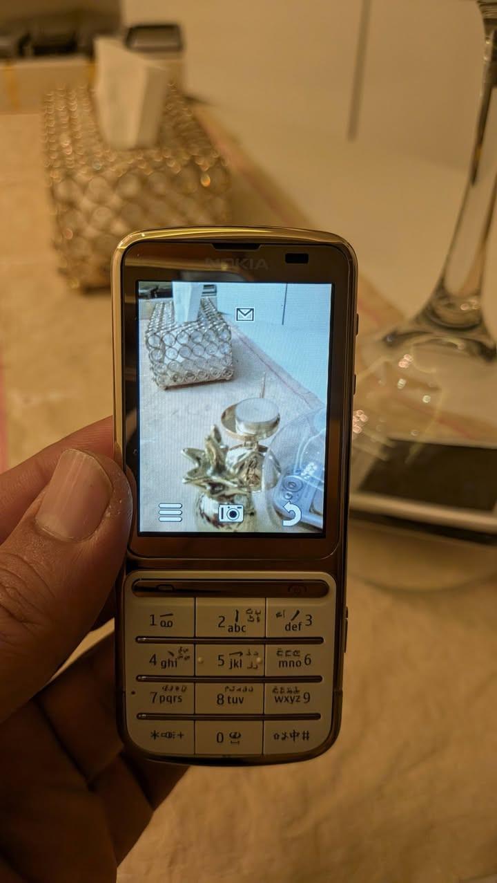 Nokia c3-01 gold edition
جهاز اخو جديد تحفة نادرة المهتم يراسلني خاص وتدلل


**إذا كنت صاحب هذا الإعلان وتريد حذفه لأي سبب، رجاءا أرسل رسالة إلى الدعم الفني**