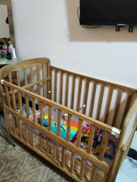 تخت طفل للبيع سعر 75 الف/07507192132