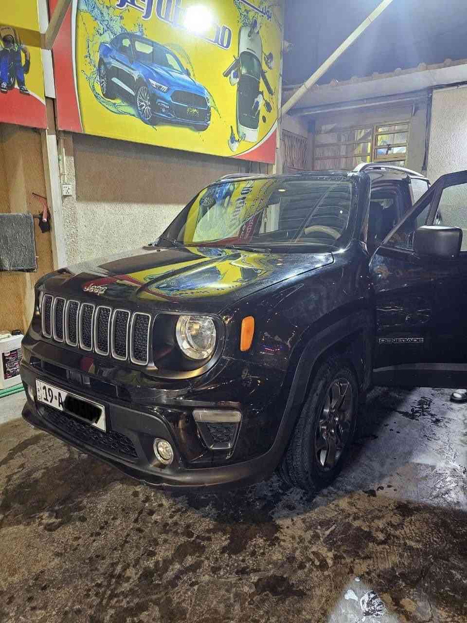 جيب رينجيد 2022 ماشيه 79 كم
حادث خفيف خلفي موضح بالصور
محرك 1300 تيربو 
تبريد تدفئة شغال
السياره نظيفه بيها شخوط
السعر المطلوب 145 $ وبيها مجال
للتواصل ***********

