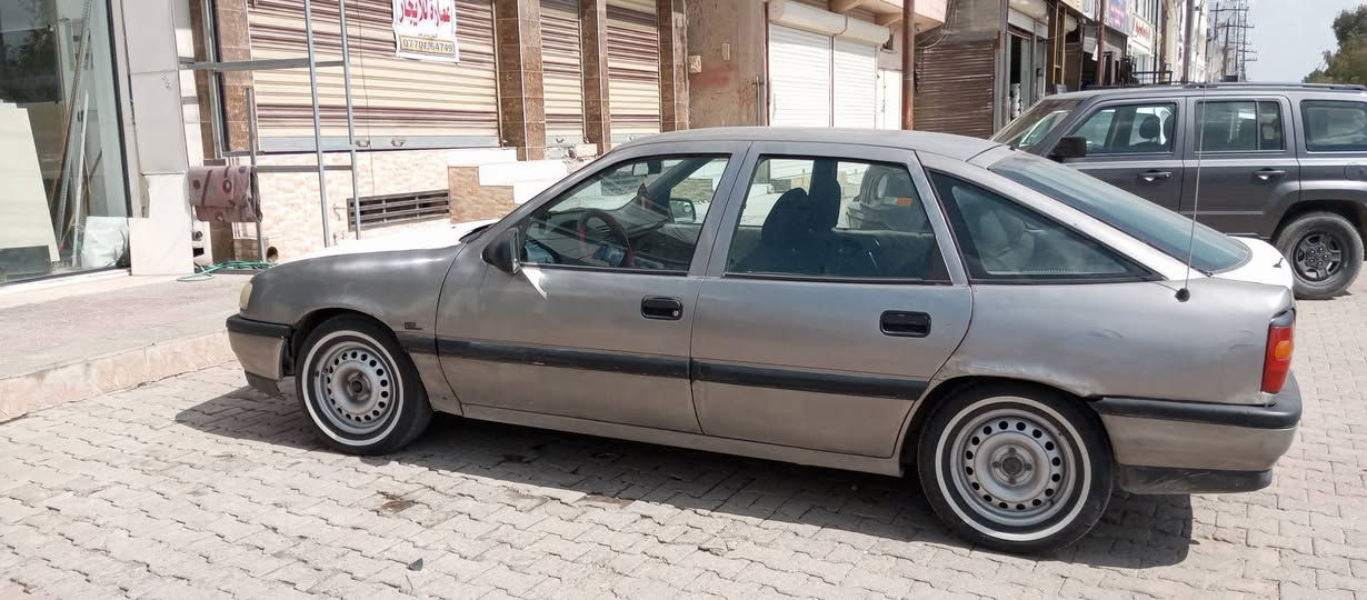 سلام عليكم ورحمة الله وبركاته 
فكترا موديل 1993 سنويه لل 2027 محرك 18
بريكها  أي بي إس  سياره اربع تايرات جديد سياره حلوه  كلش دواخلها نضيف  
سعرها 30وبيها مجال 
للاستفسار خاص 
أو اتصل***********
