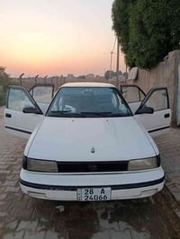 كورلا يسره بلادي سياره جاهزه مثل ماموضح بصور وبعد احله رقم انكليزي بسم...