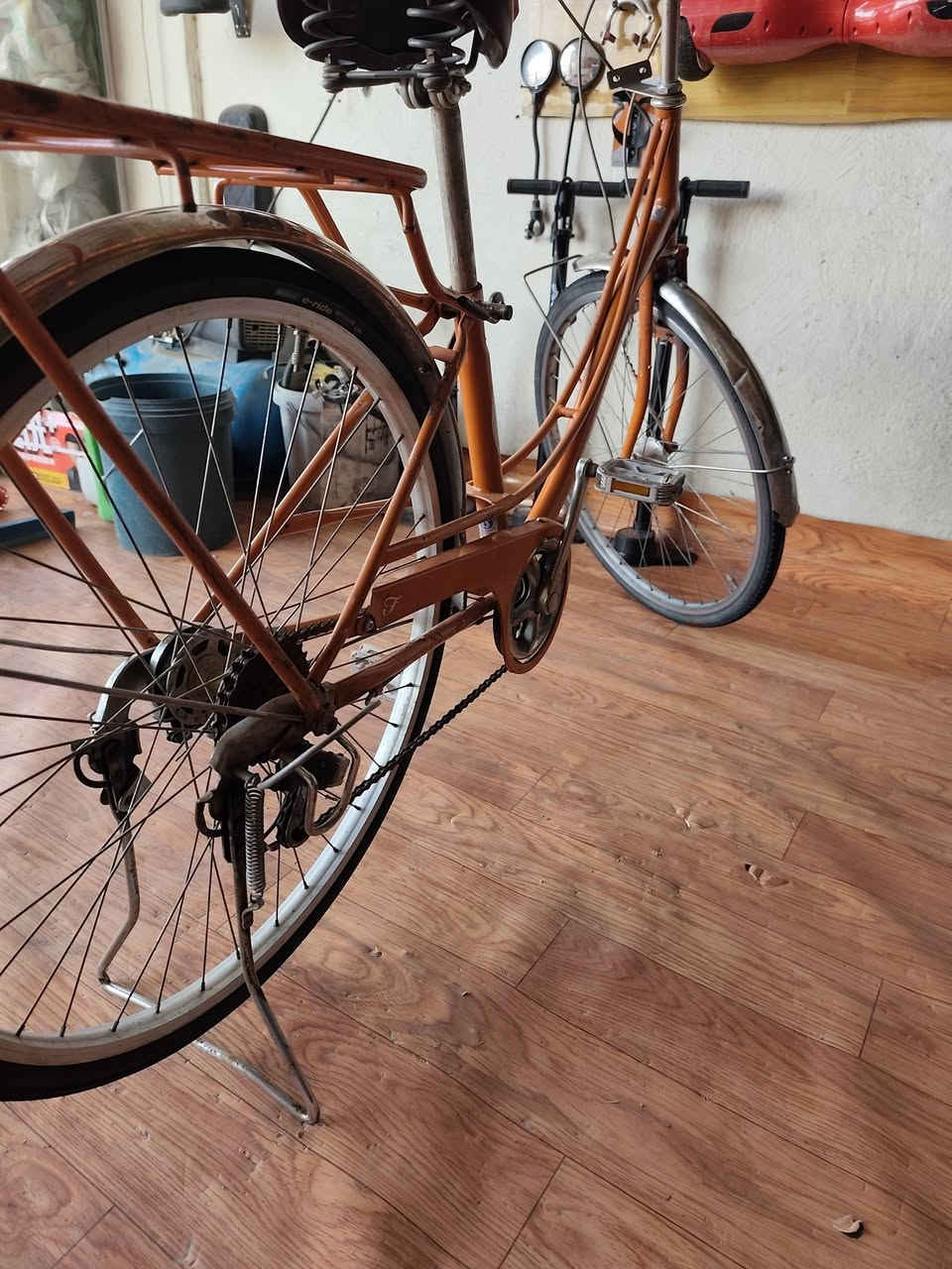 مجموعه بايسكلات ياباني اصلي نضافه 85
ويل حساس وقرب واكو المنيوم والاسعار تحت الصور


**إذا كنت صاحب هذا الإعلان وتريد حذفه لأي سبب، رجاءا أرسل رسالة إلى الدعم الفني**