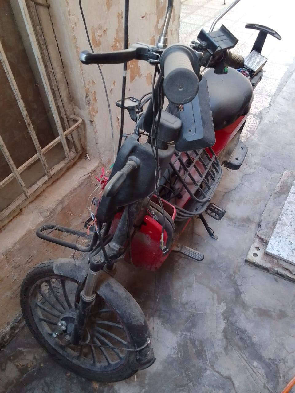 دراجة شحن عاطلة سعرها 100 الف
مكان الاسكان قرب مستشفى الطفل


**إذا كنت صاحب هذا الإعلان وتريد حذفه لأي سبب، رجاءا أرسل رسالة إلى الدعم الفني**