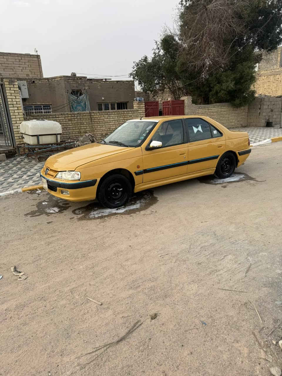 السلام عليكم بيجو موديل 15 مكفوله وبلاديه سياره جاهزه سنويه ل 28 مصفره هيئه وغرامه السعر 30
***********
