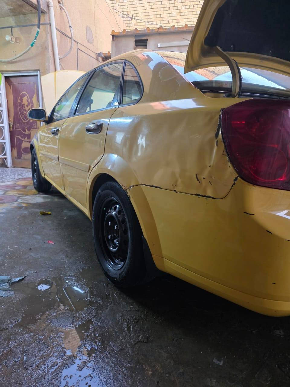 السلام عليكم للبيع اوبترا الشركه العامه موديل ٢٠١١ صفره بيه ضربه بل جاملغ الامامي وضربه بل جاملغ الخلفي مثل ما اموضح بل صوره وبيه بعض الملاحضات رقمه بابل السعر ٦٠ وبيه مجال عنواني بغداد الرصافه اني مكلف بل نشر رقم صاحبه ***********
