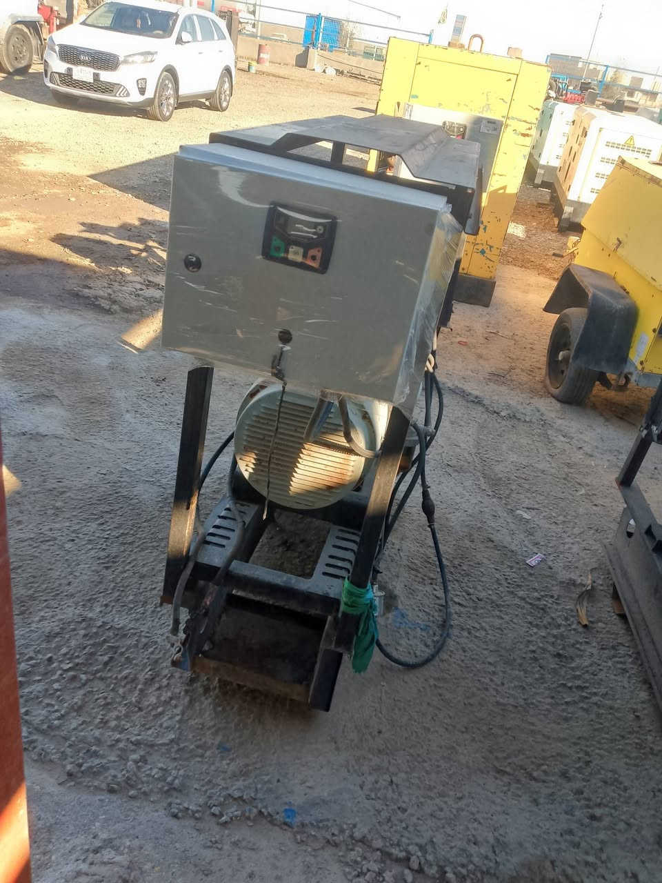 السلام عليكم اليوم الصدمه واجبه مولدات 10 كي بي ثلاثه سلندر نظام حمايه برودكشن الحجز والاستفسار على رقم الهاتف 
***********
