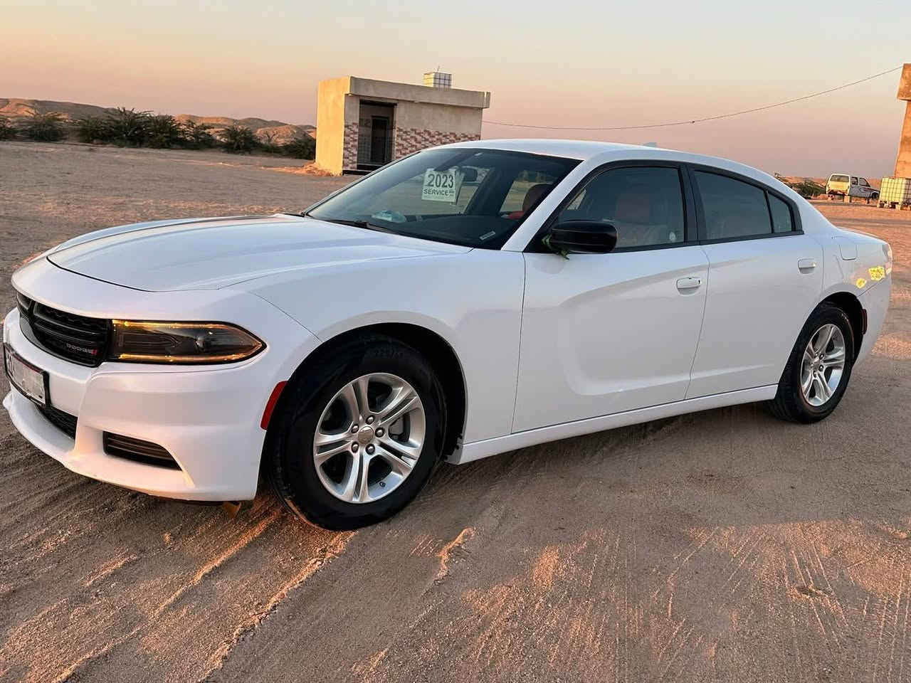 دوج جارجر اصل 2023
الوان ابيضّ
المسافه المقطوعه 50m
حجم المحرك 3600
تحكم عن بعد 
شاشه كبيره
تشغيل عن بعد
كشن حضن مع تحكم كهربائي 
حساسات خلفيه 
مري جانبيه هيتر مع عاكس الضوء
تبريد +تدفئه
تقرير تعمل وتسير 
كفاله عامه من دعاميه لدعاميه 
***********)
السعر) 275 $ ورقه نتصال فقط
