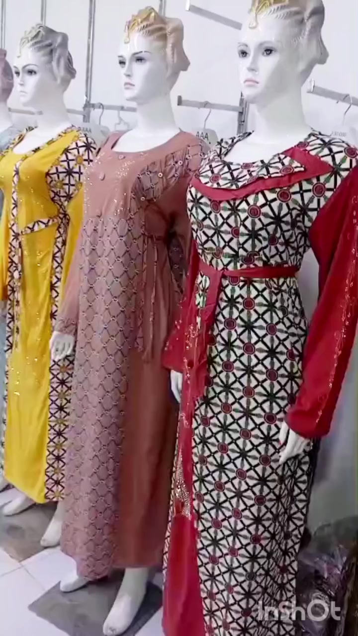 بضاعه جديده 🔥 😍 
دشداشه كشمير اصلي مطاط مشجر 
سعر الدرزن 102 الف 😍
اقل طلب نص درزن 
جمله فقط
يوجد توصيل لجميع محافضات العراق 5 الف 
للتواصل واتساب ***********
أهلا وسهلا بكم 🌹
