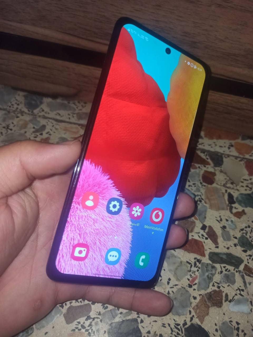 السلام عليكم للبيع جهاز اي51 ذاكره 128 بطاريه 5000 عشوائيه 8 + 8 ببجي 60 فريم الجهاز حلو النظيف بصمه بالشاشه شغاله مكفول من الشخط مكانه بغداد العبيدي السعر 125 وبي مجال رقمي اتصل  ***********
