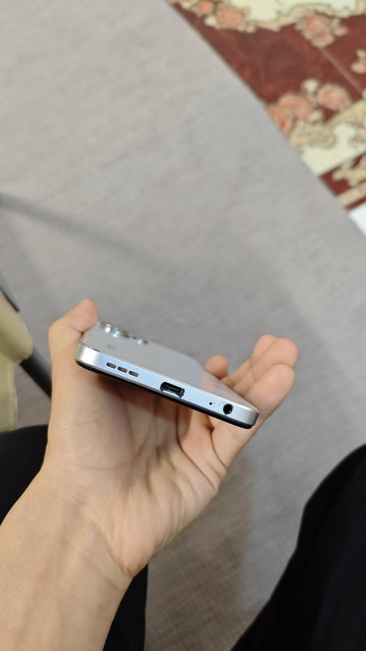 السلام عليكم Infinix hot 30 play
جهاز سريع وسلس بالتصفح وبطارية عملاقة 6000mah 
جهاز مسخدم استخدام اعتيادي غير مكثف العاب وغيرها مجرد بيه فطور بالشاشة بسيطة مامأثرة ابد و الجهاز غير خاضع لصيانة نهائيا المكان كربلاء السعر 90 الف


**إذا كنت صاحب هذا الإعلان وتريد حذفه لأي سبب، رجاءا أرسل رسالة إلى الدعم الفني**