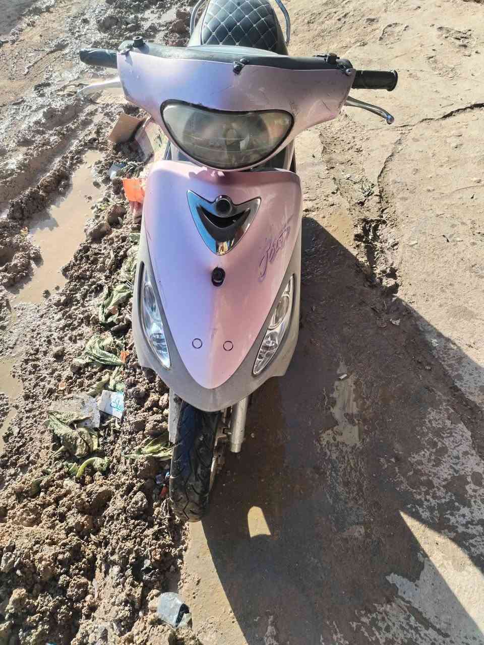 السلام عليكم دراجه ماكس لبيع برغي ما مفتوح شلعه ومعدل فول ريده ٤٥٠ وبيها مجال لطيبين مكاني الحله حي العسكري شارع ٣٠ رقمي ***********
