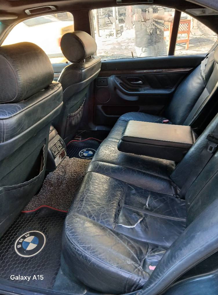 1998
744i
خفاش
داينمو هواء
كير 
مكينة
تخم تاير
صدر امامي خلفي امفولدر الماني
تبريد ثلج
سلايت جام 
تدفة بل الكشنات
القمارة كانتارة
شاشة وصطية
كامرة 
لايت عالي ناصي زنون بلاد
رماشات ترحيب بلاد
صندوك شفط شغال
لون زيتوني والداخل زيتوني
رقم بغداد مميز باسمي 
سنوية لغاية 2030
السعر 73 بيها شي بصيط
مكاني كرادة او زعفرانيا
متواجد واتساب و ماسنجر
*********** بغداد, العراق
