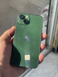 ايفون 13 عادي ذاكرة 128  بطارية 89 امريكي مكفول نضافة 100‎%‎ 077482103...