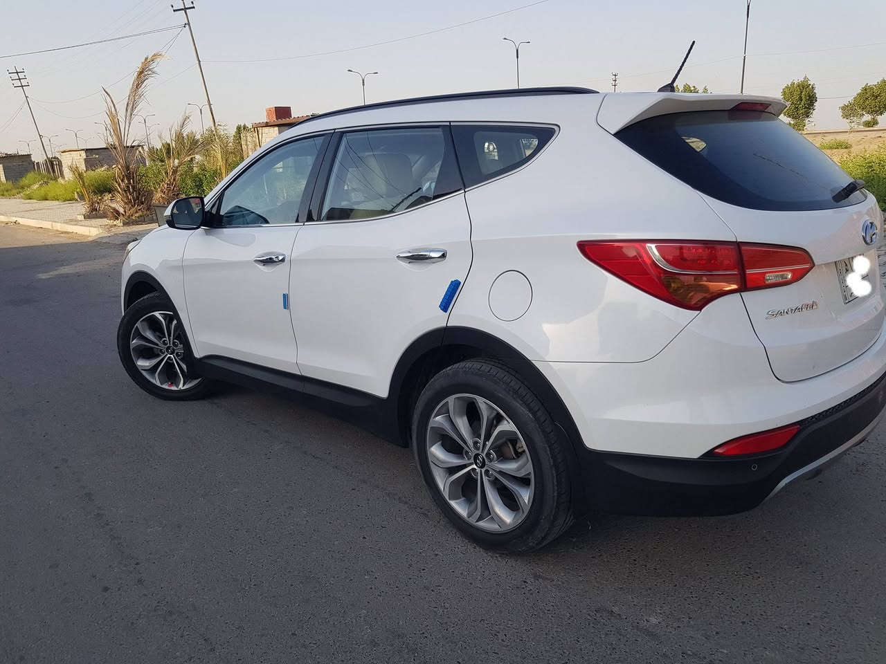 السلام عليكم.
سنتافي 2016 خليجي كفالة عامة
 6 سلندر 7 راكب فور ويل رقم بغداد ماشية 123الف مواصفات نص فول بصمة شاشة كامره خلفية حساسات مقاعد جلد تحكم مقاعد كهرباء تحكم ستيرن جهتين مري شفط وهواي مواصفات بعد ماذكرتهن عنواني بغداد المحمودية متواجد خاص + واتساب +اتصال 
***********
***********
